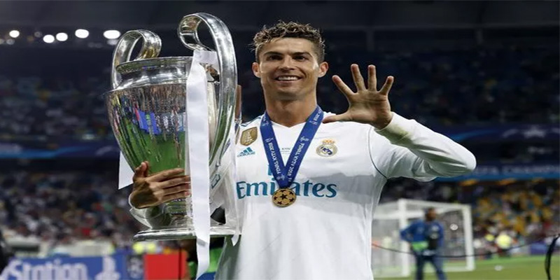 Cristiano Ronaldo - Hình mẫu cho sự quyết tâm và nổ lực cố gắng không ngừng